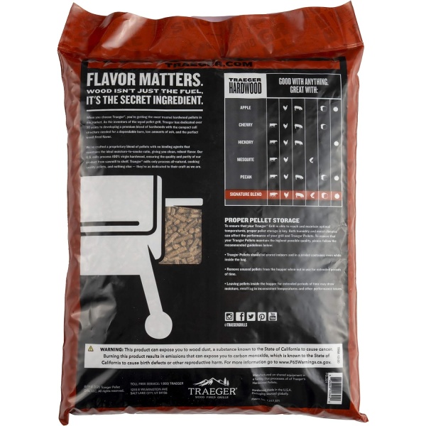 Traeger Grills Mezcla exclusiva de briquetas de madera dura 100 % natural para ahumar, hornear, asar, cocinar a fuego lento y hacer a la barbacoa, de 20 libras - Image 2