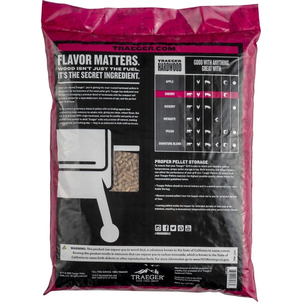 Traeger Grills Briquetas de madera dura de cerezo PEL309 100 % natural para parrilla, ahumar, hornear, asar, cocinar a fuego lento y hacer a la barbacoa, bolsa de 20 libras - Image 2