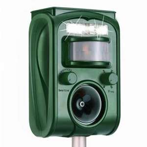 2021 - Repelente solar ultrasónico para ratas, ardillas, ciervos, mapache, mofeta, conejo, topo, perro, gato, impermeable, con detector de movimiento (verde)