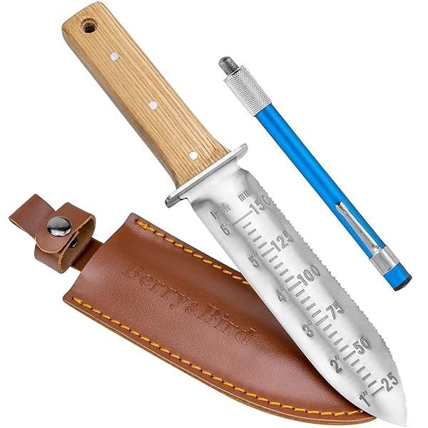 Berry&Bird Hori Hori - Cuchillo de jardín con hoja dentada de acero inoxidable de 7 pulgadas, herramienta de jardinería japonesa con funda de piel y piedra de afilar para desmalezar, excavar, cortar y plantar