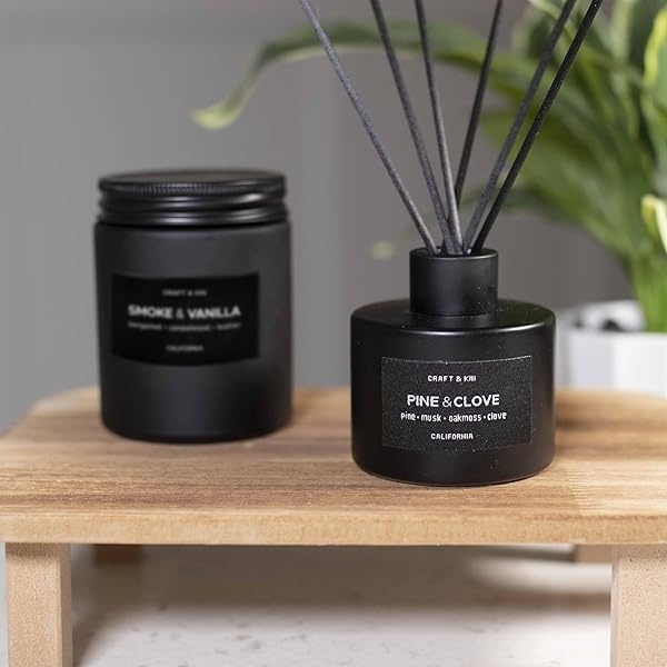 Craft & Kin, Lavender Woods - Juego de vela aromática y difusor de varilla para el hogar, vela de soja con aroma a madera y lavanda para hombre, varillas difusoras de caña - Image 3
