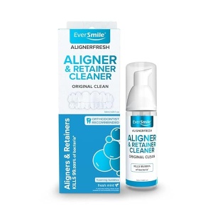 EverSmile AlignerFresh Original Clean - AlignerFresh Cleaning Foam for Invisalign, ClearCorrect, Essix, Hawley Trays/Aligners. Cleans, Eliminates Bacteria, Whitens Teeth & Fights Bad Breath (50ml)