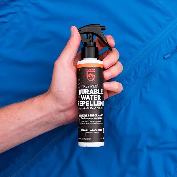 GEAR AID Revivex - Spray Repelente al Agua Duradero (DWR) para impermeabilización, restauración del Rendimiento en Chaquetas de Nailon, Gore-Tex, Paleta y Equipo de Campamento, sin Aerosol, 5 onzas - Image 3