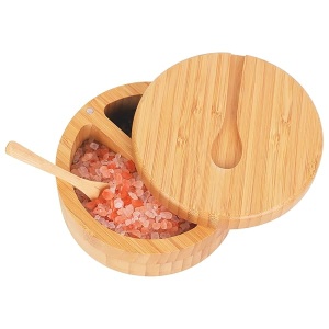 HTB Cuencos de sal y pimienta de bambú, salero dividido con tapa giratoria y cuchara, recipientes de condimento con tapa magnética para mantener seco, mini cuchara integrada en la parte superior (grande)
