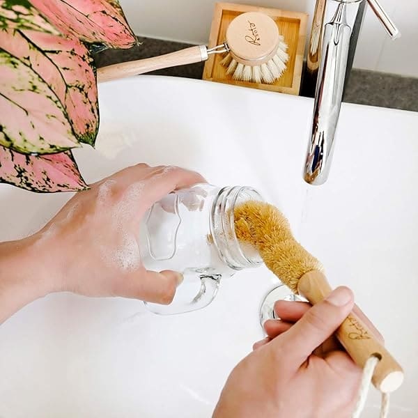 Juego de cepillos de limpieza de cocina natural, ecológicos de madera para la limpieza de platos, ollas y sartenes, cepillo de platos de madera, cepillo de olla y limpiador de botellas. Hecho de madera de haya y cerdas naturales - Image 9