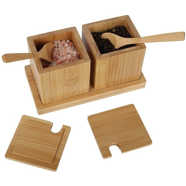 Lily's Home - Salero y pimentero de madera de bambú con cucharas y bandeja