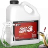 Snake Defense Repelente de serpientes naturales, eficaz y seguro, pulverizador de un galón con pulverizador remoto para una fácil aplicación | para todo tipo de serpientes | no venenosas y venenosas…