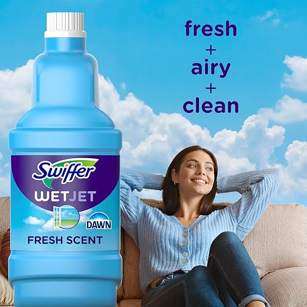 Swiffer WetJet - Kit de limpieza de mopa para suelos y madera dura y pulverizador, incluye: 1 mopa eléctrica, 10 almohadillas, solución de limpieza, pilas - Image 8